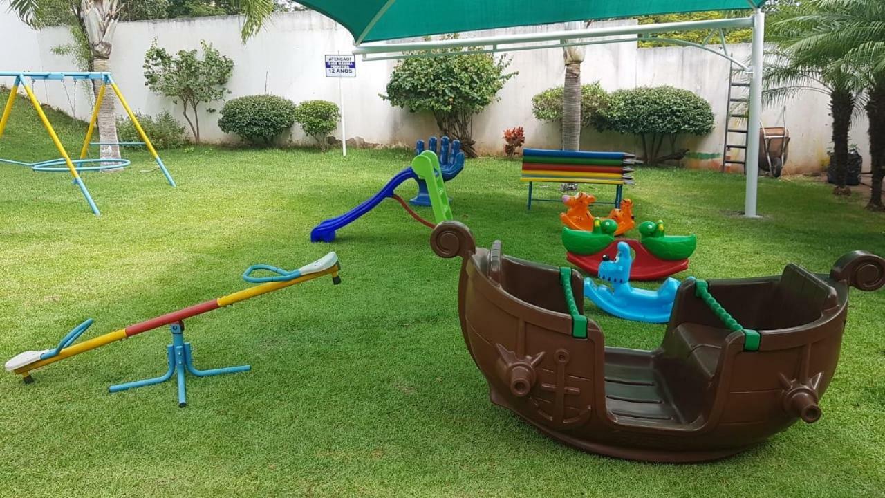 Apartamento Enseada Nautico *